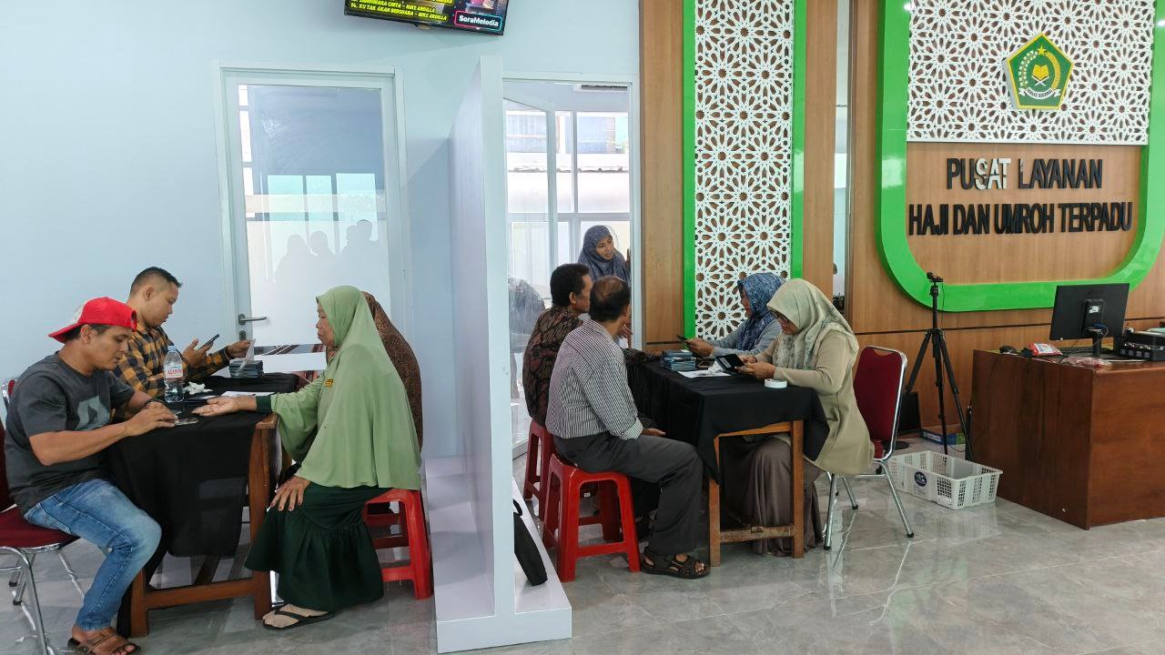 Akhir Pekan, Pelayanan Haji di PLHUT Kemenag Bojonegoro Tetap Berjalan