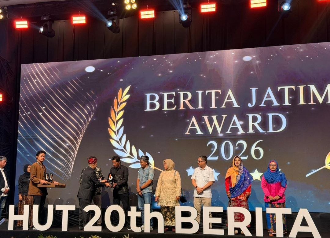 Program Ayam Petelur Antar BUMDesa Kaliombo Raih Beritajatim Award 2026