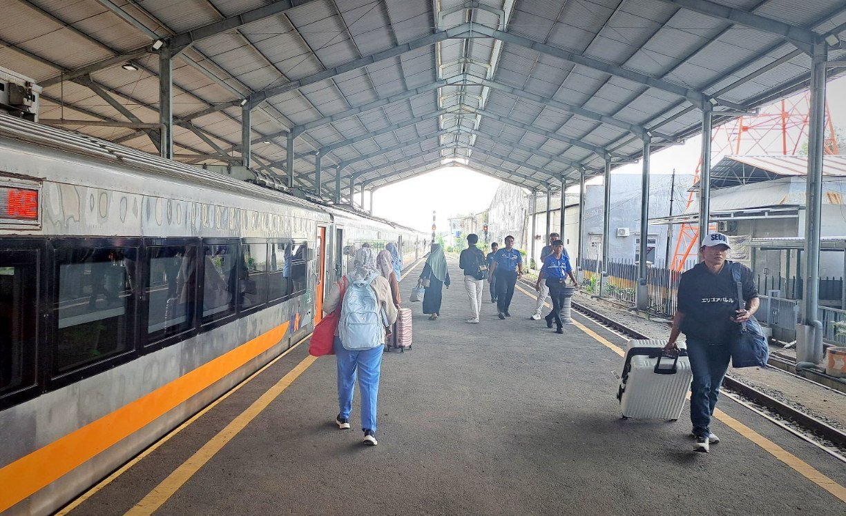 Libur Idul Adha, Stasiun Bojonegoro Catat 8.210 Warga Bakal Gunakan Kereta