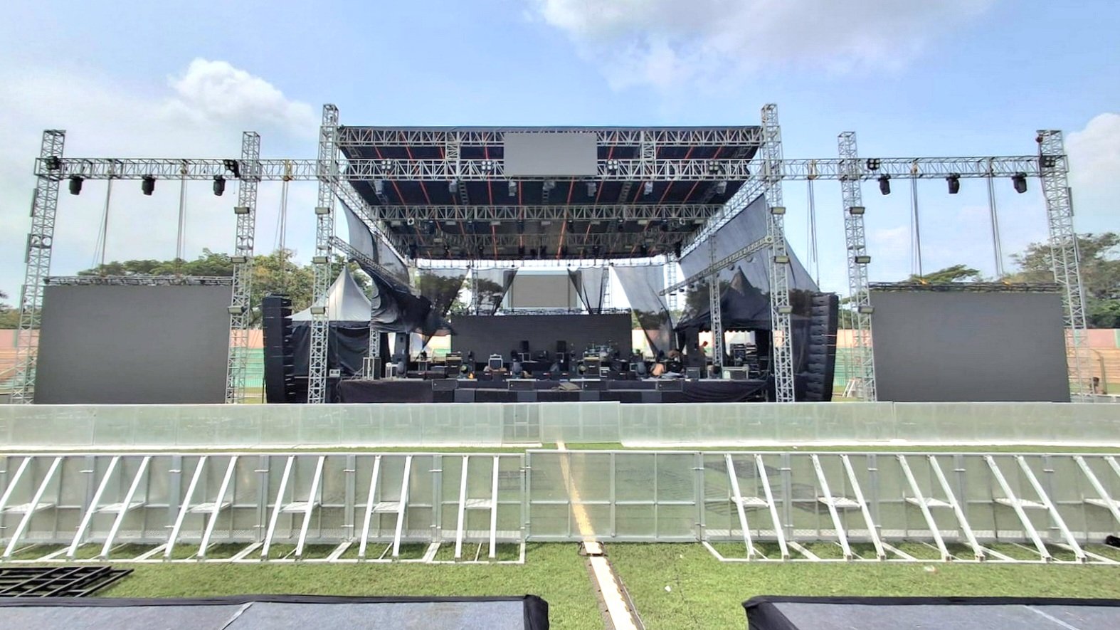 Bawa 12 Lagu, Band Ungu Siap Tampil di Harmony 3 Dekade BPR Bojonegoro