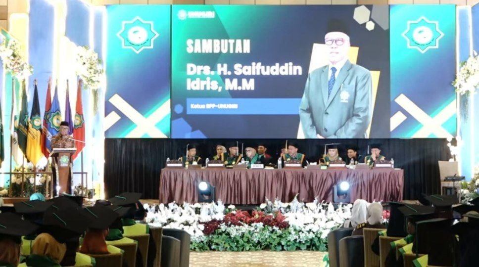 UNUGIRI Bojonegoro Wisuda 948 Lulusan, Alumni Diminta Jadi...
